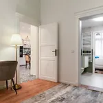 Apartament Broadway With 3 Bedrooms & 2 Bathrooms Budapesta