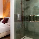 Broadway With 3 Bedrooms & 2 Bathrooms *