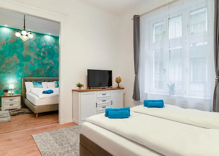 Broadway With 3 Bedrooms & 2 Bathrooms Budapeszt